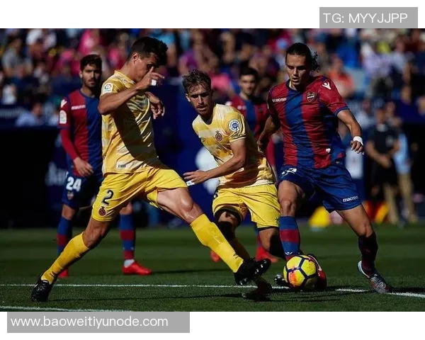 巴塞罗那与比利亚雷亚尔争夺西甲榜首之战精彩纷呈